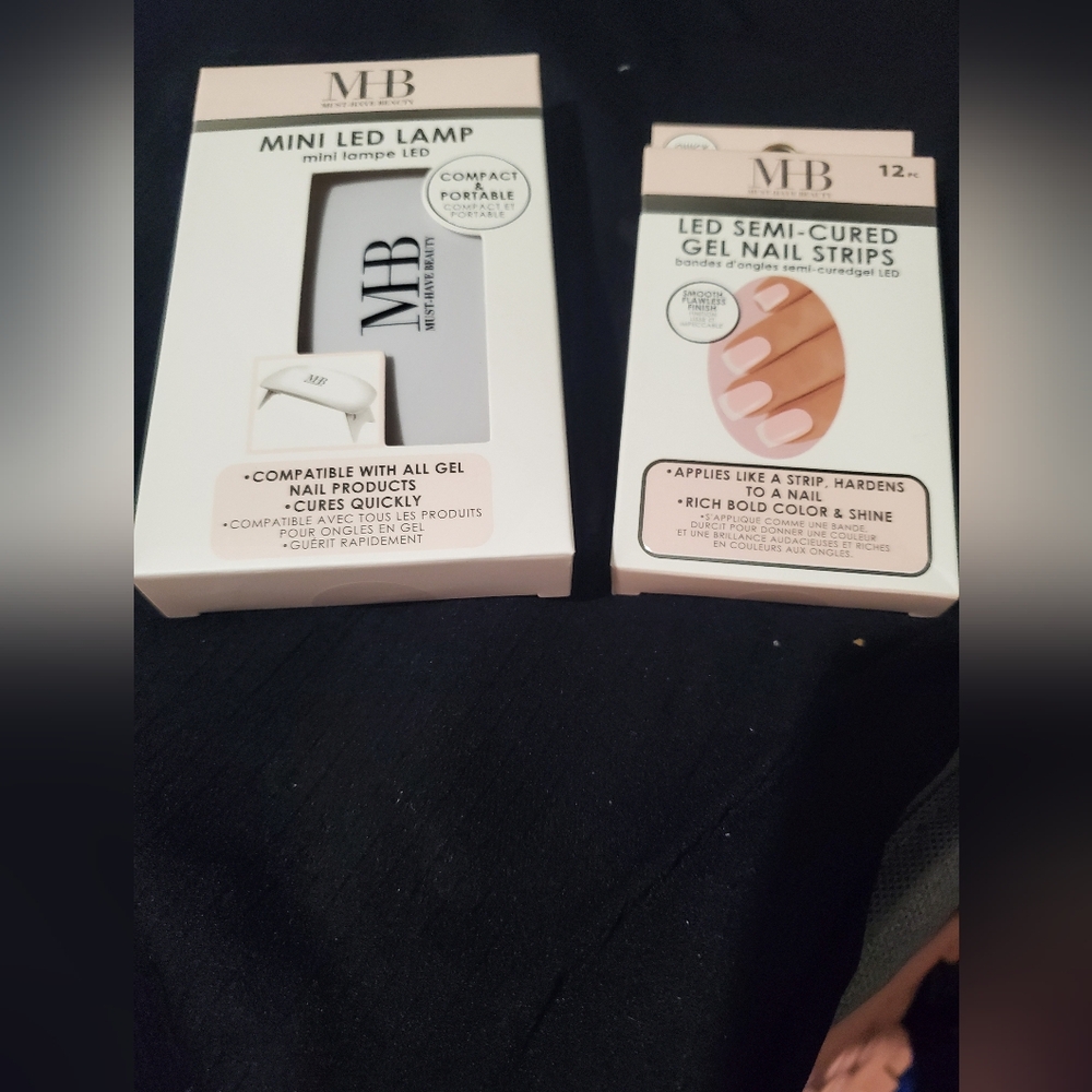 MB Mini LED Lamp and Gel Nail Strips Set NWT